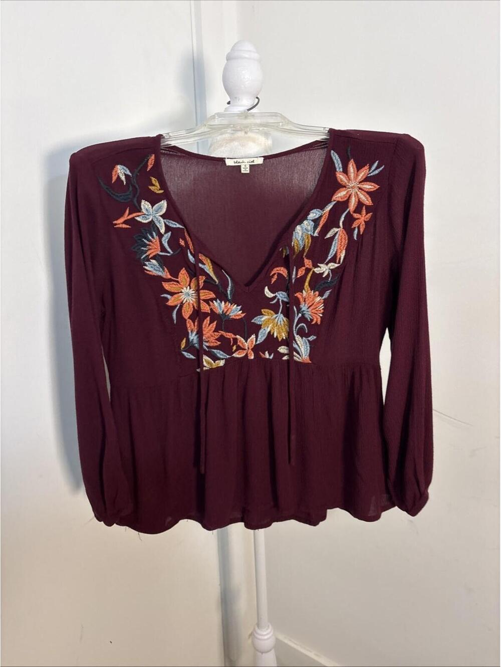 Bleuh Ciel Tunic Top Womens Size S Floral Embroidered Tie Neck Long Sleeve
